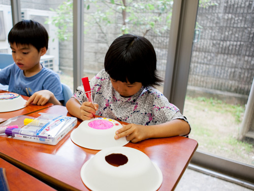 color and cut the kalimba
