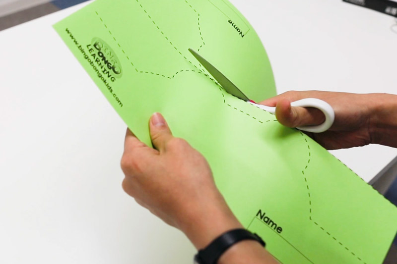 紙工作「動物帽子」の作り方と材料