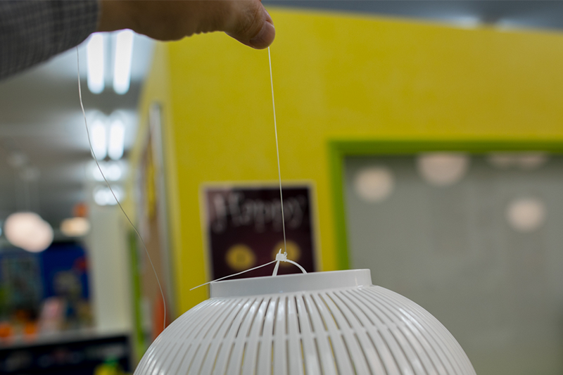 簡単なイルミネーション付きお化けの飾り 手順1