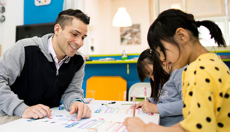 英会話スクールと英語塾の違い